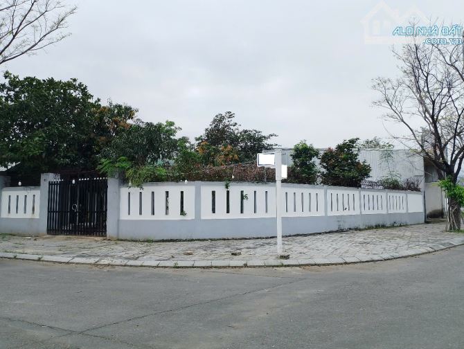 BÁN LÔ GÓC 370M² (NGANG 22M) – KHU GOLDEN HILLS, LIÊN CHIỂU, ĐÀ NẴNG – VIEW CÔNG VIÊN