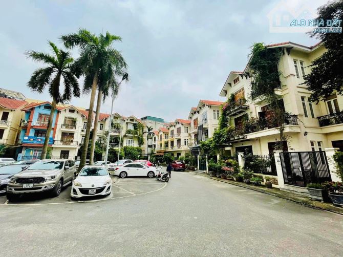 🌟 SIÊU VIP, BIỆT THỰ MỸ ĐÌNH – 105M2, Vỉa hè, Ô tô tránh, Giá 36 tỷ.