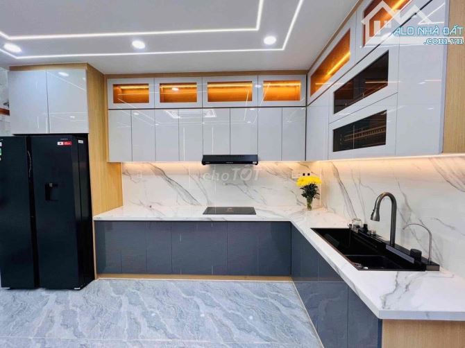 BÁN NHÀ 5 TẦNG KHU VIP - NGUYỄN ẢNH THỦ - 52M2 HẺM XE HƠI THÔNG - 1