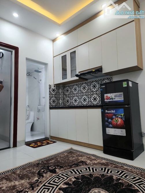BÁN TOÀ NHÀ CCMN NGÕ RỘNG NGÁCH NÔNG PHỐ CHÙA LÁNG, ĐỐNG ĐA DT 41m2, XÂY 6 TẦNG - 1