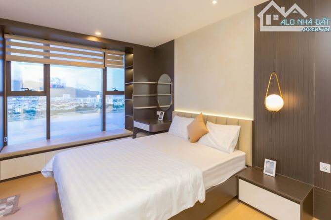 Cắt lỗ căn góc 2PN Sam Towers View pháo hoa, sông Hàn giá chỉ 4,9 tỷ bao thuế phí, vay 70% - 5