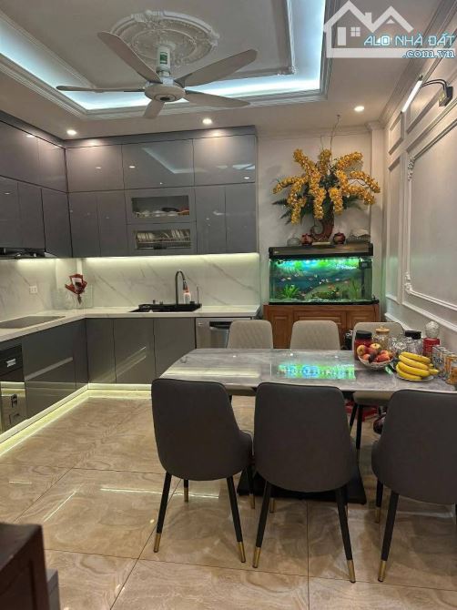 Ngõ OTO - Chỉ 11tỷ,  52.6m2 - Mặt Tiền 4m! Phố Khương Hạ - Thanh Xuân - 1