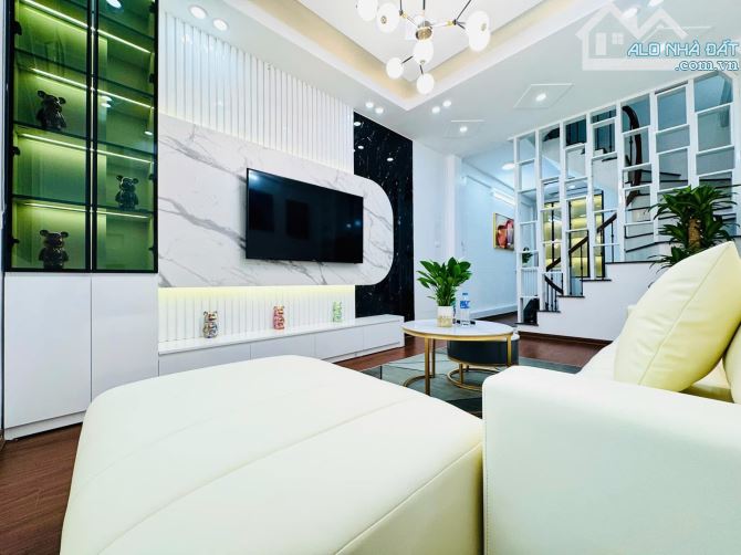 Siêu Hiếm! Hoa Bằng - Yên Hoà, phân lô ô tô, ngõ thông kinh doanh, 34m2, 6 Tầng, 8.38 Tỷ - 1