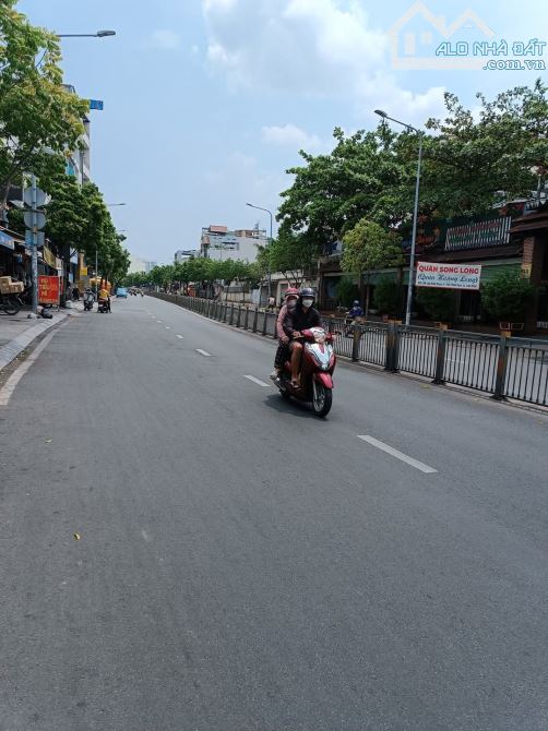 Bán nhà MTKD Lũy Bán Bích Tân Phú 4.1x21m đúc 3.5 tấm giá 13.9 tỷ TL (gần Trần Văn Cẩn) - 1