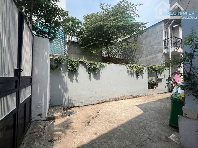 Bán Đất hẻm 49 đường 494 - p. Tăng Nhơn Phú A Q9 70m2-Gía 3,1 tỷ - 1