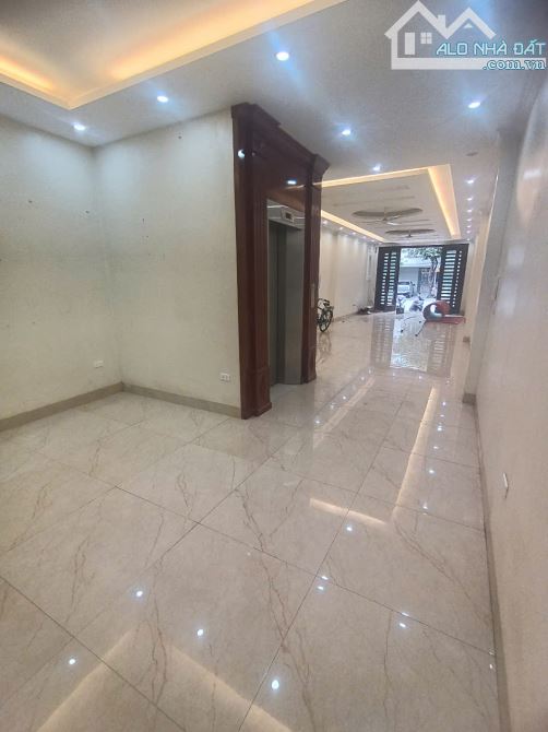 Cho thuê nhà LK Văn Phú, Hà Đông 90m2, 4,5 tầng, thang máy, giá 28tr - 1