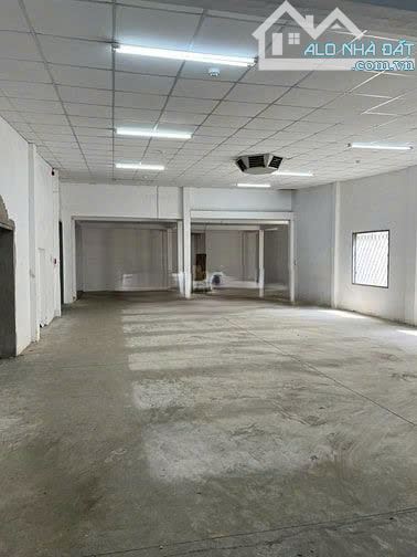 Cho thuê nhà 491 Trường Chinh, Tân Bình, DT 750m2, tiện làm kho, bida, giá tốt - 1