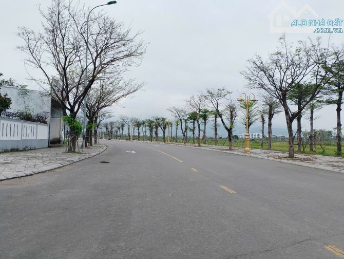 BÁN LÔ GÓC 370M² (NGANG 22M) – KHU GOLDEN HILLS, LIÊN CHIỂU, ĐÀ NẴNG – VIEW CÔNG VIÊN - 1