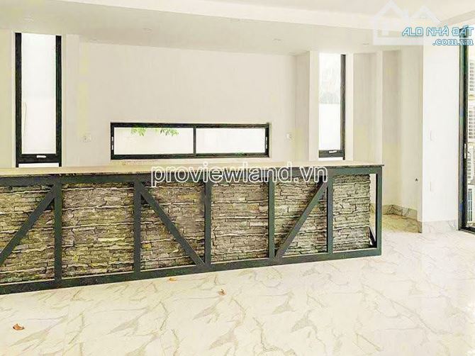 Bán biệt thự mt Nguyễn Văn Hưởng, 383m2 đất thổ cư, ngang 20m, 3 tầng - 1