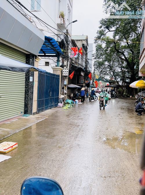 Đẹp rẻ hiếmn ô tô ngủ trong đất Vân Nội 80m - 2