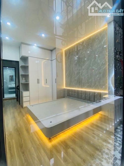SIÊU PHẨM NHÀ PHỐ- ĐƯỜNG LÁNG- 30M2 – 4 TẦNG – GẦN PHỐ -GIÁ CHỈ 7 TỶ300 TRIỆU - 2
