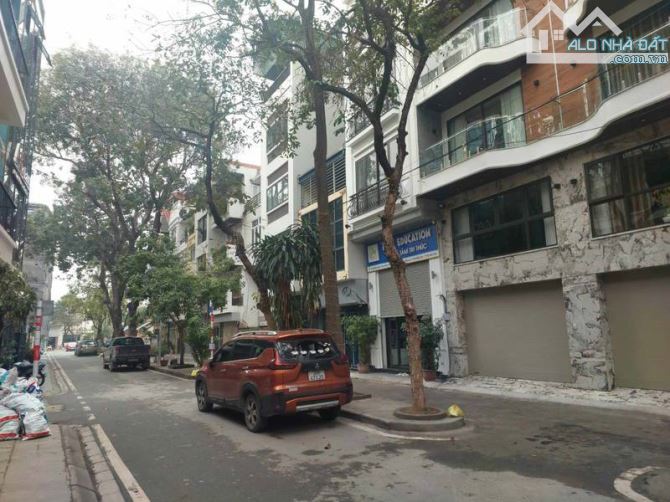 NHÀ ĐẸP PHỐ NGUYỄN VĂN CỪ, GIA THỤY, LONG BIÊN  DT: 48m2, 7 Tầng, MT: 4.5m, GIÁ: 20.95 Tỷ - 2