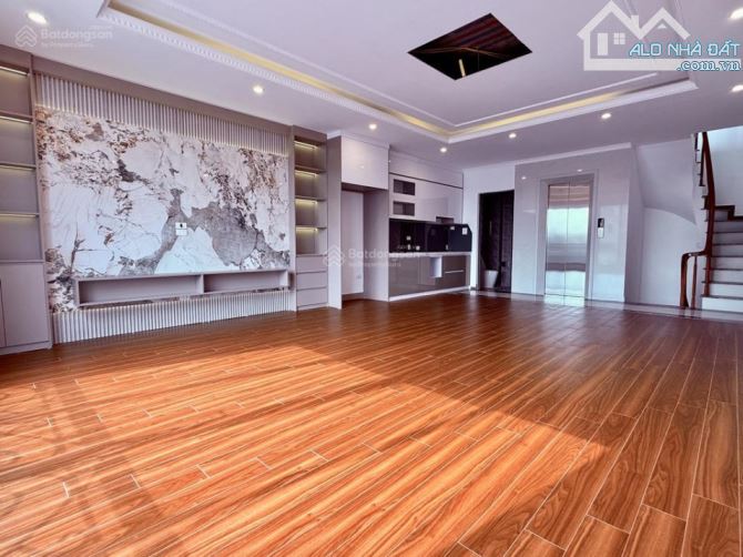 Bán gấp Phân Lô, 8 Tầng Khuất Duy Tiến, Thanh Xuân Bắc, 19 Tỷ 6 - 2