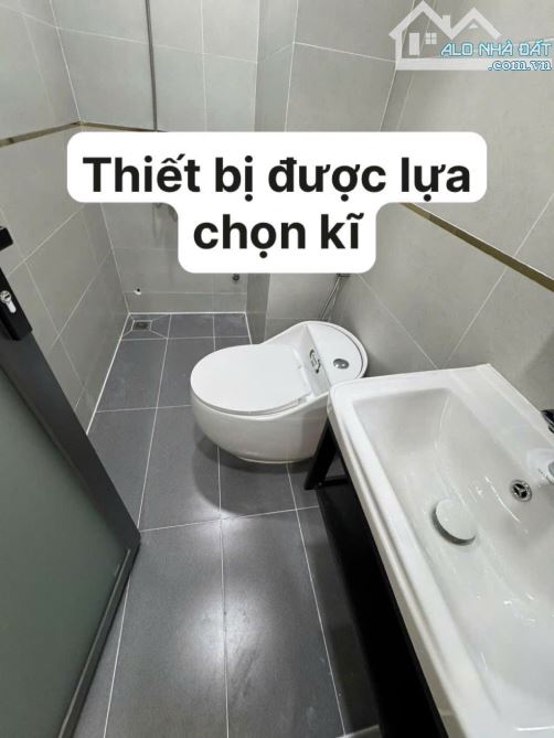 BÁN NHÀ 62M² – HẺM 5M – 4,7tỷ- NGAY LUỸ BÁN BÍCH – GIÁ TỐT - 3