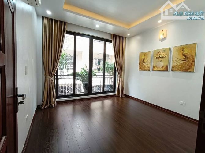 Bán nhà Khương Trung, 50m2 nở hậu, 4 tầng, 11tỷ2 - Lô góc - 3