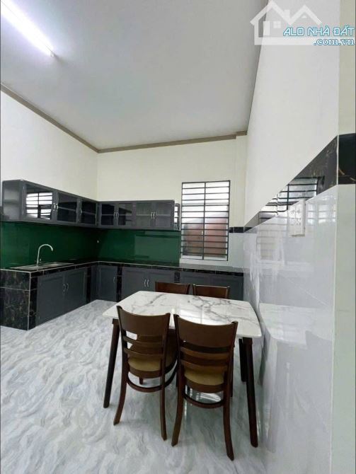 Nhà cấp 4, SHR, 124,2m2, mới keng, Tân Thông Hội, Giá 935 Triệu. - 3