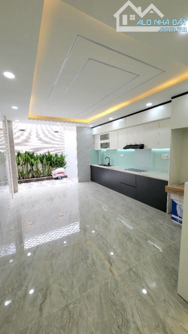 KHU VỰC DÂN TRÍ CAO – TRƯỜNG CHINH P. TÂN THỚI NHẤT, Q.12 - 68.2M2 - 4.5 TẦNG - 7 TỶ 650 - 3