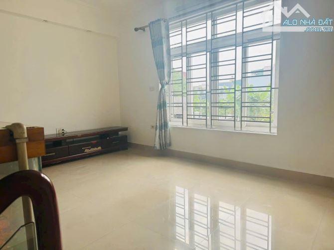 PHÚ MỸ - MỸ ĐÌNH - 4 CHỖ ĐỖ CỬA - 6,4 TỶ - 3
