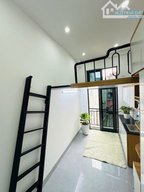 14.5 tỷ. Căn hộ dịch vụ Yên Xá giáp Tổng cục 5 Tân Triều. 22 phòng khép kín, 90 triệu 8% - 4