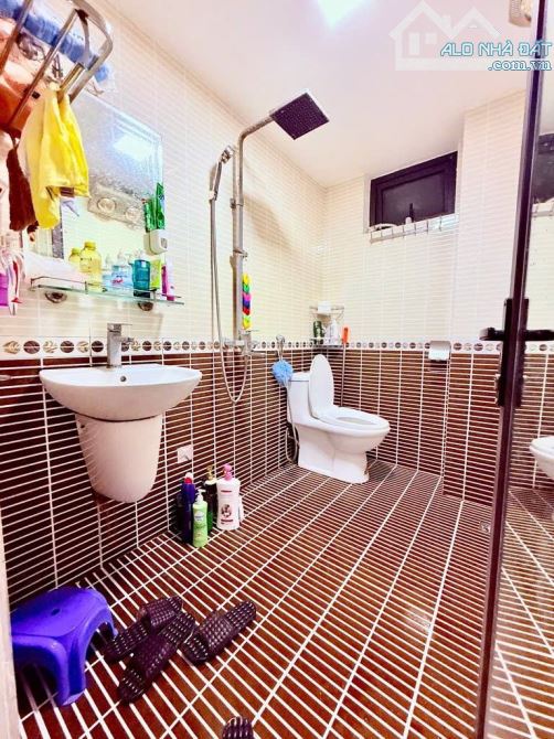 Cần bán nhà mặt phố KIM HOA DT 40m2 4 Tầng, KINH DOANH - VỈA HÈ - OTO TRÁNH bán 13tỷ33 - 5