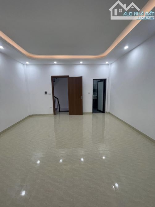 Bán gấp nhà 35m2, 5,56 tỷ tại Trương Định, Thịnh Liệt, Hoàng Mai, view đẹp, giá ưu đãi - 6