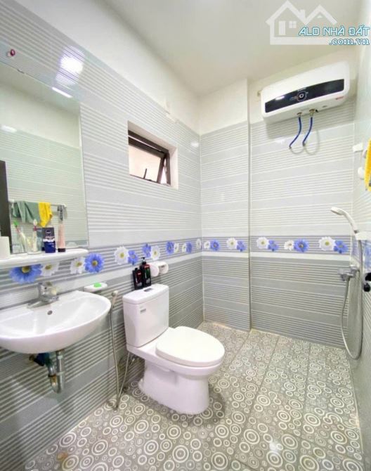 Bán nhà 4 tầng Nguyễn Văn Linh, Vĩnh Niệm, Lê Chân, 104m2, chỉ 7.2tỷ - 1