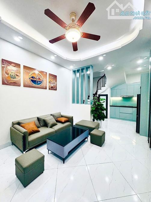 Trung tâm 2 Bà. Phân lô Trần Đại Nghĩa. Oto đỗ cửa. Khu vực hiếm nhà bán - 2