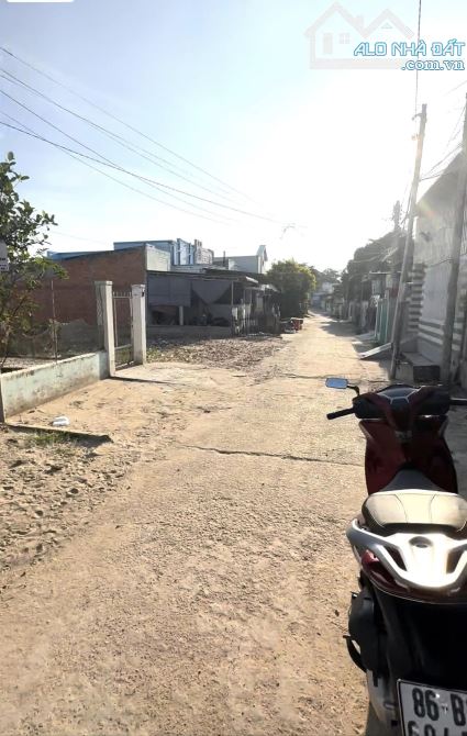 155m2 thị trấn biển phan rí cửa ,giá ngợp: 1tỷ 980 triệu ,đường 7m. - 2