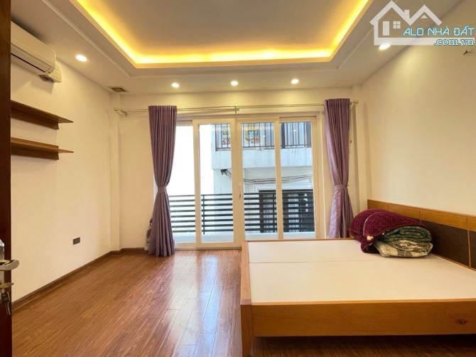 BÁN NHÀ HOÀNG QUỐC VIỆT 60m2. NHÀ DÂN XÂY - 2 THOÁNH - PHÂN LÔ 2 Ô TÔ TRÁNH - V.PHÒNG - 3