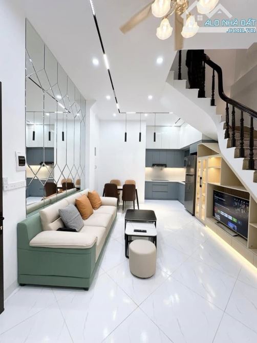 CỰC HIẾM CẦU DIỄN - DT37mXmt4M, nhà quan lộc, sổ vuông. Chỉ  6 TỶ HƠN - 4