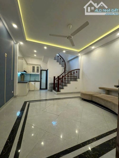 Bán NHÀ PHỐ Phúc lợi Long Biên , 4 tỷ 35m, 5 tầng , ngõ rộng,dòng tiền 14 triệu/1T. - 3