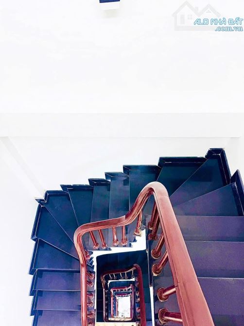 Trung tâm 2 Bà. Phân lô Trần Đại Nghĩa. Oto đỗ cửa. Khu vực hiếm nhà bán - 5