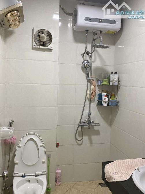 Chính chủ bán nhà phân lô Mai Dịch-Trần Vỹ, 2 mặt ngõ ôtô tránh, 2 vỉa hè 60m2 nhỉnh 20 tỉ - 5