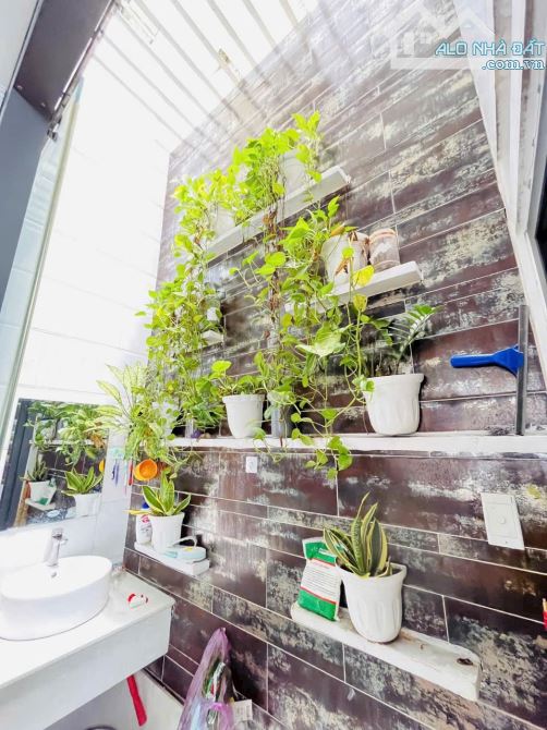 Bán Nhà Tân Chánh Hiệp 10. 51m2,4 Tầng, đẹp xinh lung linh, đường 6m xe hơi ngủ trong nhà - 8