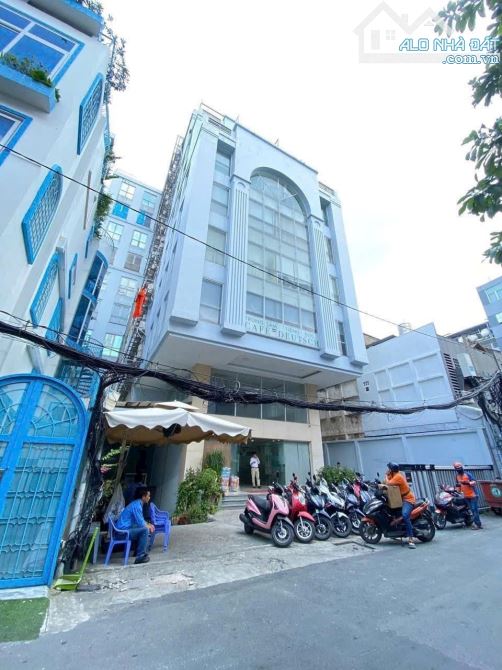 Bán Tòa Nhà Mặt Tiền Phan Tôn, P. Đa Kao, Q.1 – Dòng Tiền 900 Tr/Th, DT sàn hơn 4000m2