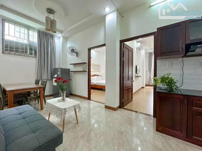 🌠🎆CĂN HỘ 2 PHÒNG NGỦ🌸GẦN CHỢ BÀ CHIỂU🌸FULL NỘI THẤT🌸BAN CÔNG/CỬA SỔ THOÁNG