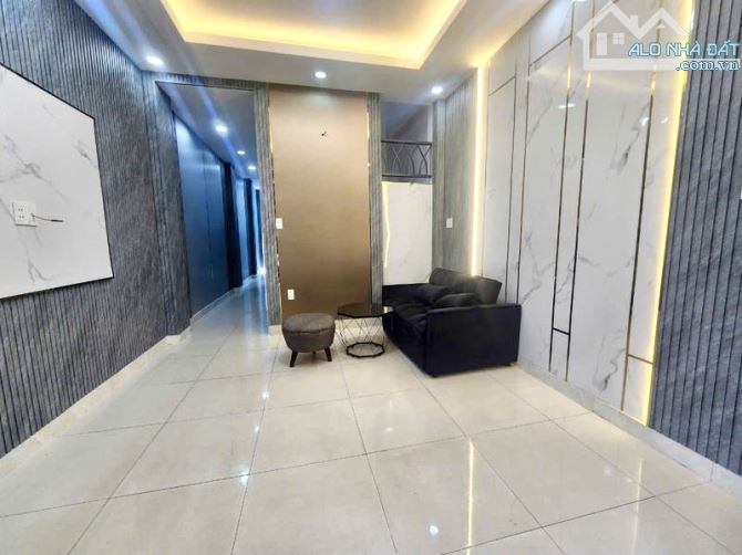 Quận 8 - Nhà Mới 50M - 2 Tầng Vào Ở Ngay - Nguyễn Thị Tần - Chỉ Nhỉnh 5 Tỷ