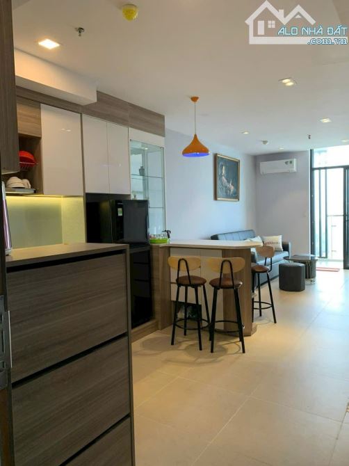 Cho thuê căn hộ CSJ cao cấp 1PN full nội thất view biển