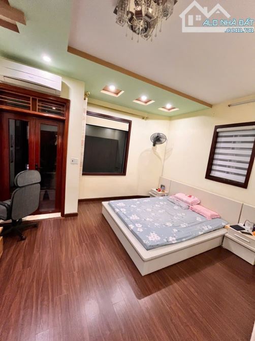 Bán nhà 5 tầng phố An Đà , ô tô vào nhà, buôn bán kd nhỏ lẻ ok.làm homestay hết ý - 1