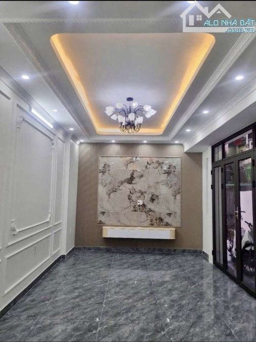Bán gấp nhà 3,5 tầng Miếu Hai Xã, Dư Hàng Kênh, Lê Chân, 60m2, giá 3,79tỷ - 1