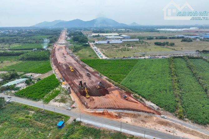 Cần bán 6.489m2 đất thổ cư đến 1000m2, mặt tiền đến 91m, liền kề cao tốc Biên Hòa Vũng Tàu - 1