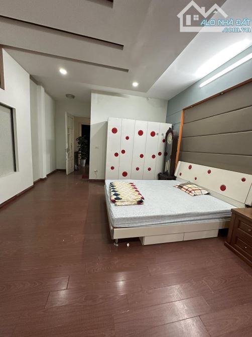 Bán nhà ngõ 20 Nguyễn Chánh Cầu Giấy 60MX5T oto tránh MT 5m Kinh Doanh gần phố sổ đẹp 17 t - 1
