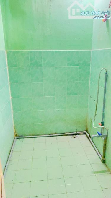 Cho thuê nhà 210 m2 có sân rộng kế KDC 91B tiện ở 5 triệu - 13
