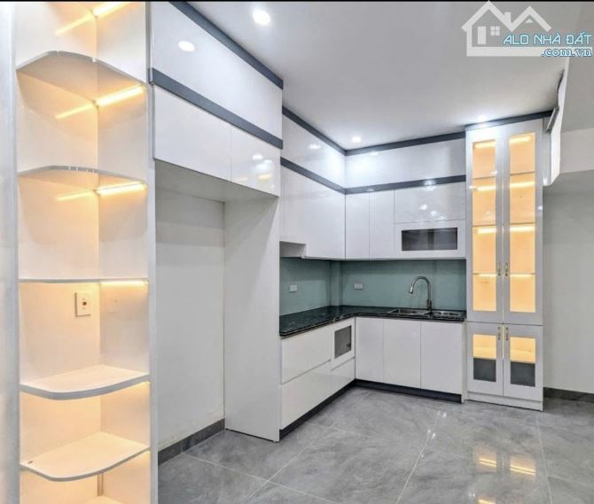 Bán nhanh nhà 4 tầng Lê Lợi, p.Lê Lợi, Ngô Quyền, 40m2, giá 3,65tỷ - 2