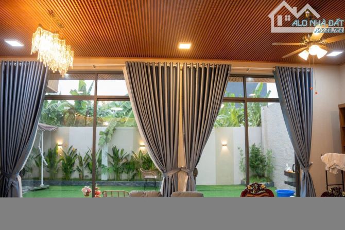 Biệt thự gần 300m2 . Full nội thất . Giá chỉ nhỉnh 9 tỷ - 2