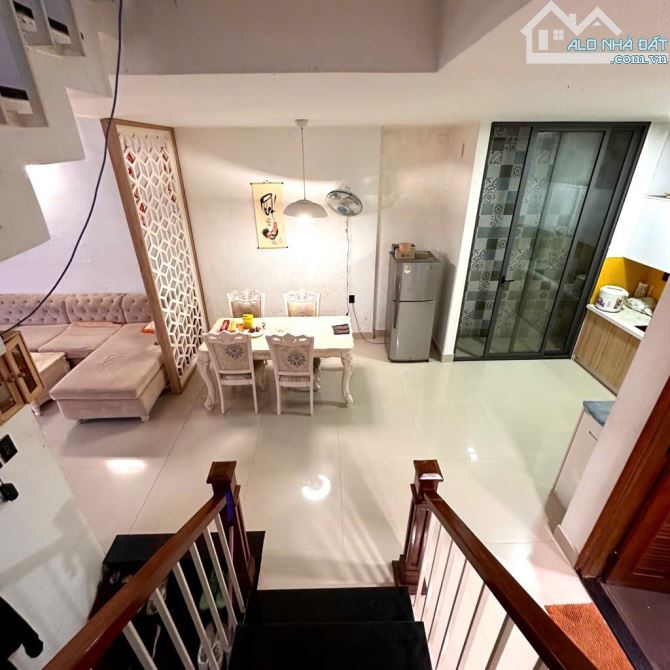 102m2 nhà 3 tầng Khu Trung tâm Sầm Uất bậc nhất Huế mặt tiền Phùng Chí Kiên giá chỉ 6.2 tỉ - 3