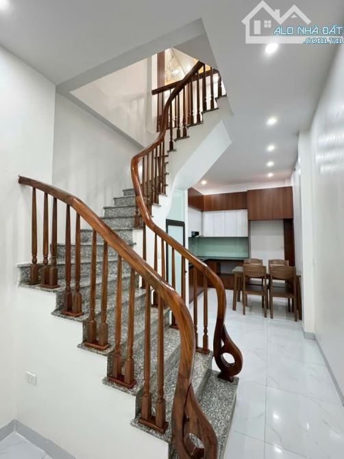Một căn nhà 35m x 5t full nội thất giá chỉ 6tỷ thật là chất lượng cho cuộc sống tại : - 3