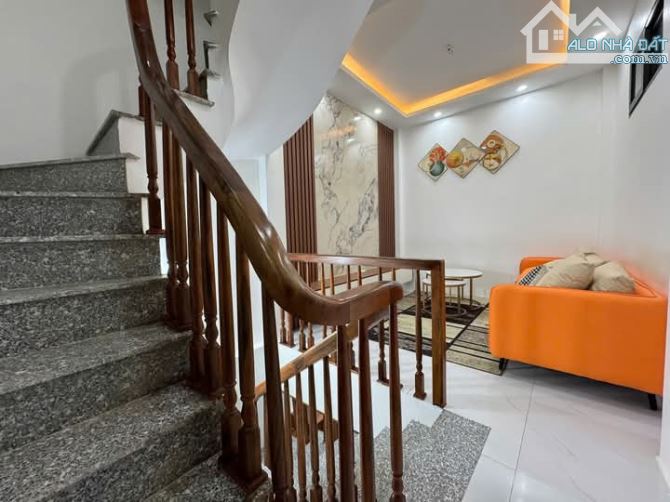 Một căn nhà 35m x 5t full nội thất giá chỉ 6tỷ thật là chất lượng cho cuộc sống tại : - 4