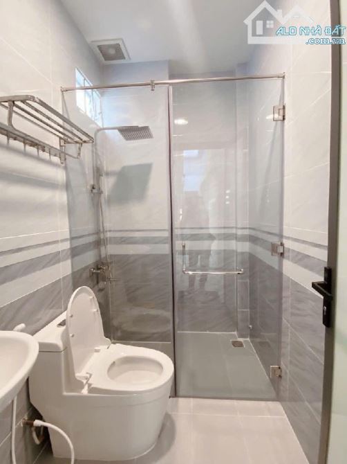 NGUYỄN TRỌNG TUYỂN - PHƯỜNG 1, TÂN BÌNH - 40M² - NHÀ MỚI 3 TẦNG - FULL NT - Nhỉnh 6tỷ - 5