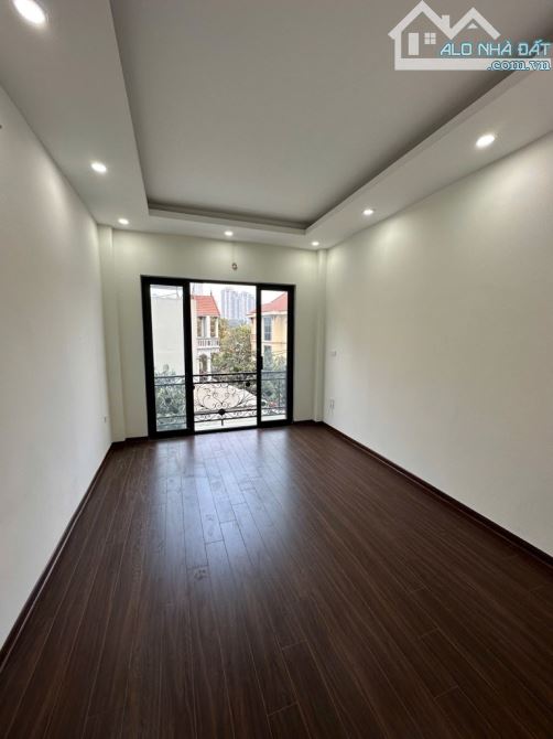 QUANG TIẾN NAM TỪ LIÊM- NHÀ MỚI ĐẸP- OTO CÁCH 1 NHÀ- 35M 6,3 TỶ - 5